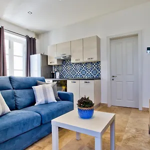Apartament Ursula Self Catering And 1-br In By Tritoni, Valletta