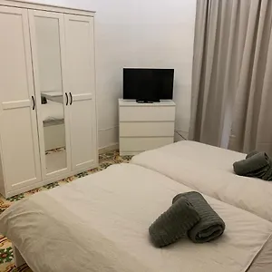 Apartament 2 Bedroom In The Centre Of, Valletta